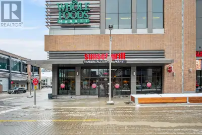 Opportunity Knocks! One of the best and busy restaurant franchises you can own! Located in the heart...