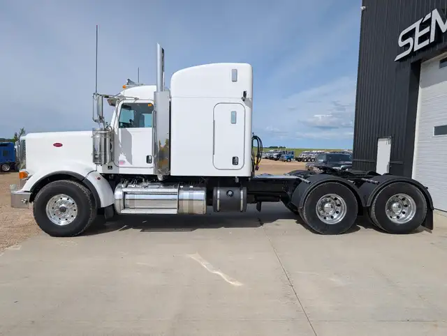2019 PETERBILT 367 in Heavy Trucks in Kamloops - Image 10