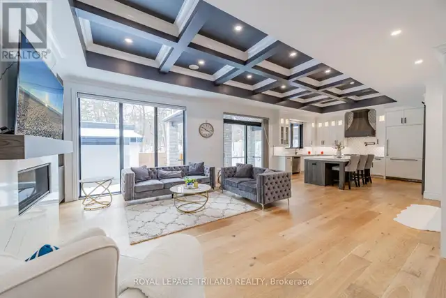 10175 MERRYWOOD DRIVE Lambton Shores (Grand Bend), Ontario in Houses for Sale in Grand Bend - Image 13