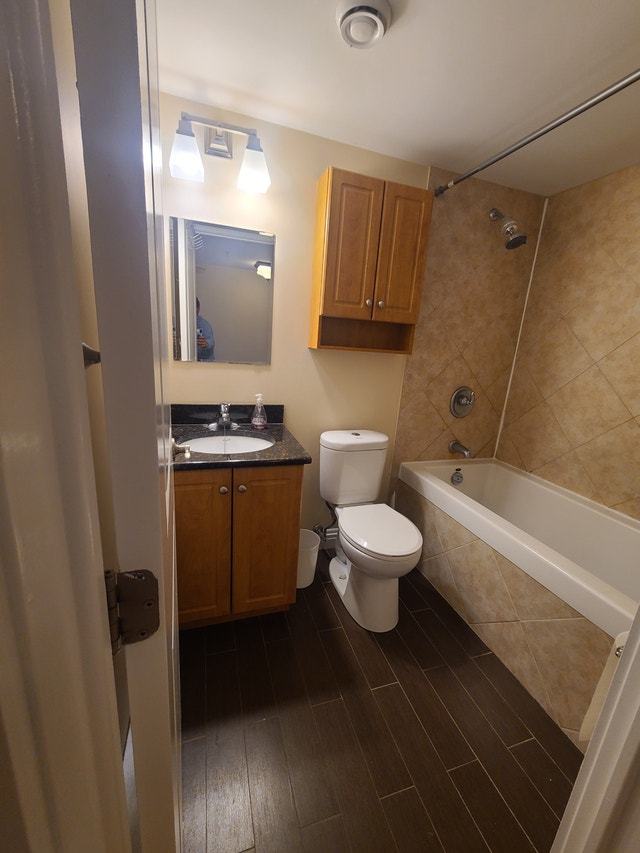 Downtown Halifax Beautiful Bachelor Available Now!! Long Term Rentals