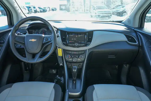 2021 Chevrolet Trax LS | Rear-View Camera | Carplay | No in Cars & Trucks in Calgary - Image 20