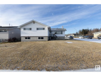 5648 52 ST Wabamun, Alberta