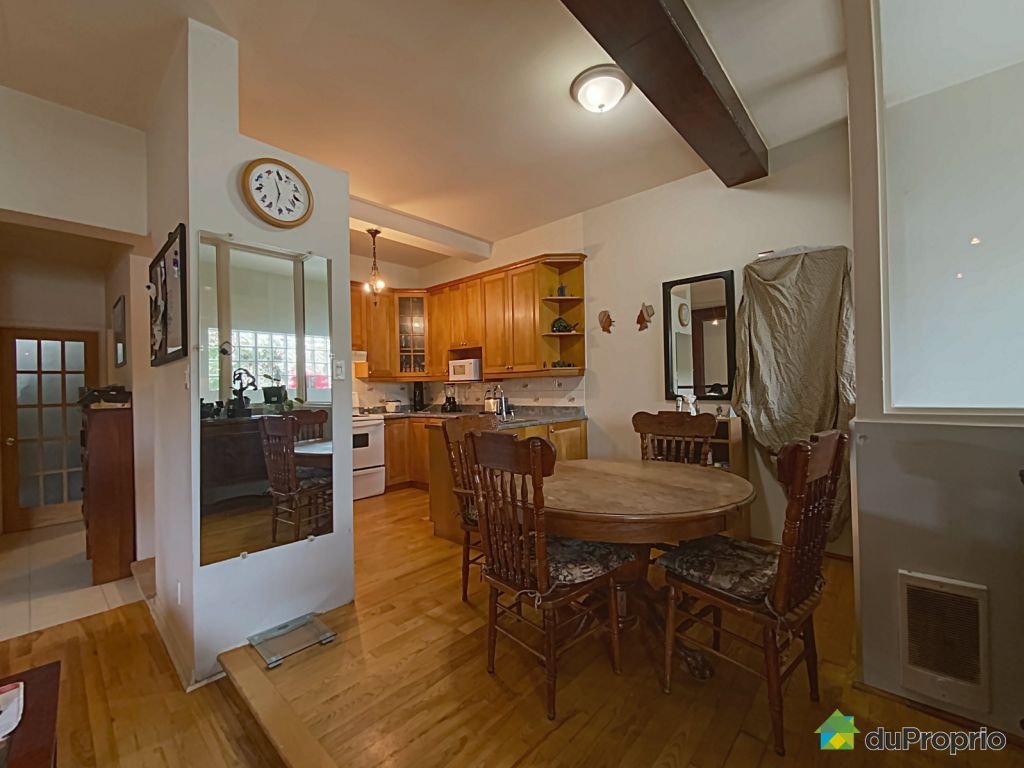 $3,200,000 - 6 units or more in Ville-Marie (downtown, old Mtl) — photo 2