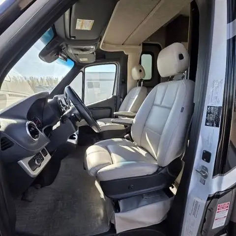 2022 Thor Motor Coach Tiburon Sprinter 24FB in RVs & Motorhomes in Red Deer - Image 12