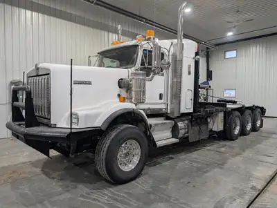 2013 Kenworth C500 Tri Drive Texas Bed Winch Truck Engine rebuilt at Cummins Nov 2017 at 308,103kms...