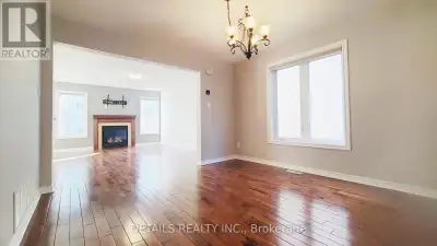 206 AQUILO CRESCENT Ottawa, Ontario