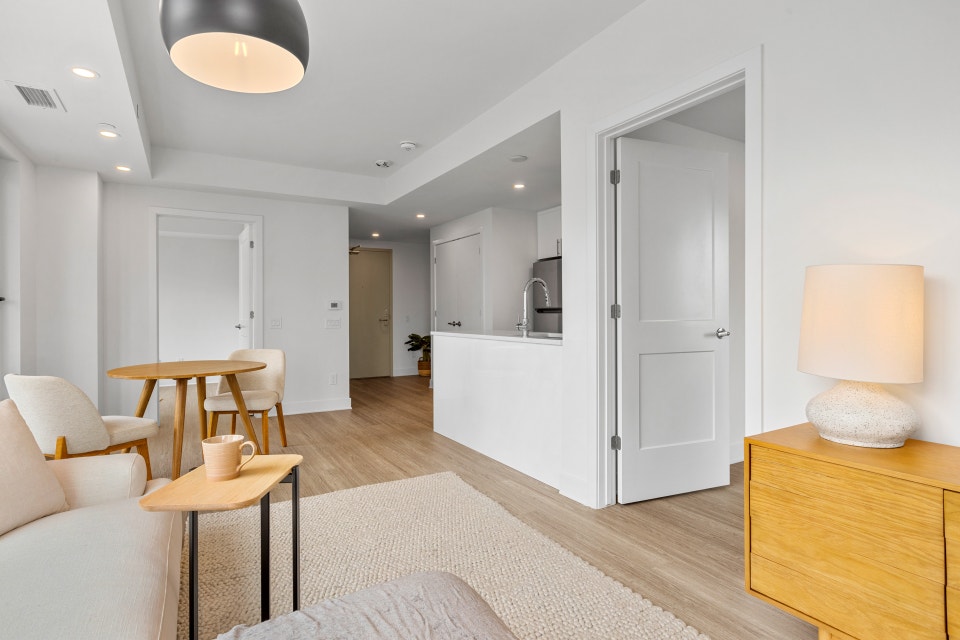 Promotion Available: 2-Bedroom Apartments 5