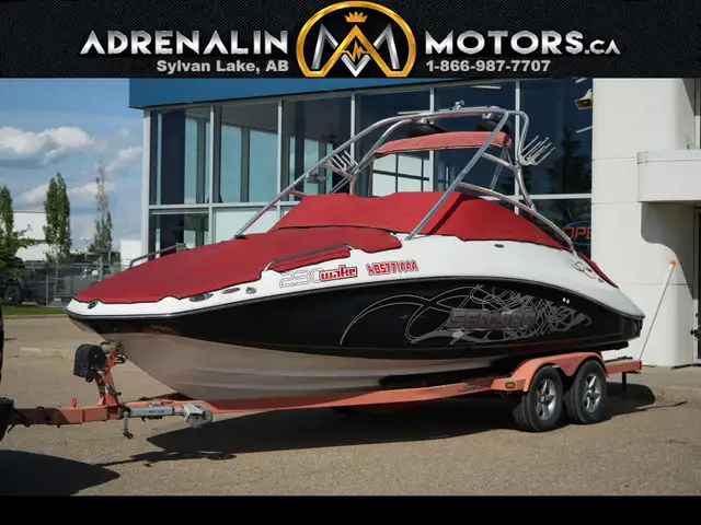 2009 SEA DOO WAKE 230 in Powerboats & Motorboats in Red Deer - Image 2
