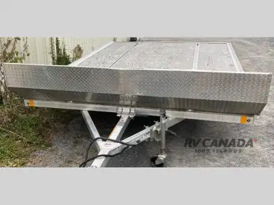 Call for more details comes with 2 ski tiedowns and a spare tire. .