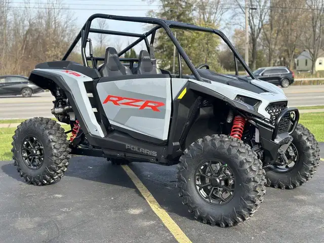 2025 POLARIS RZR XP 1000 PREMIUM (FINANCING AVAILABLE) in ATVs in Kelowna - Image 8