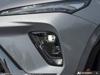 Advertised price is the cash purchase price only and may not be compatible with lease or finance off... (image 9)