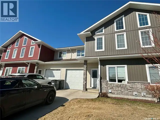 104 Atton CRESCENT Saskatoon, Saskatchewan in Condos for Sale in Saskatoon - Image 3