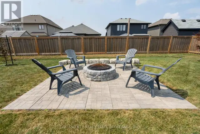 25 HARDY COURT Lucan Biddulph (Lucan), Ontario in Houses for Sale in Grand Bend - Image 40