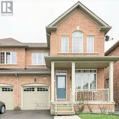 Beautiful 3 bedroom 2.5 washroom generous size semi detached house available for lease in mount plea...