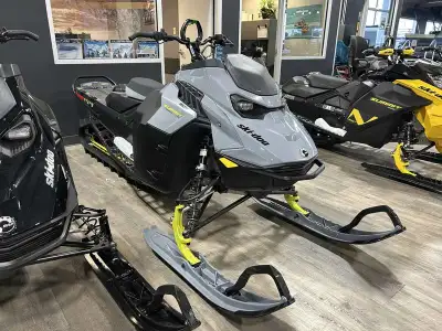 2026 Ski-Doo Summit® Adrenaline® with Edge Package 850 E-TEC 154 H_Alt Powder 3.0_Grey When winter b...