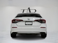This 2022 Honda Civic Si is a local Ontario vehicle, designed for those who crave a spirited driving... (image 5)