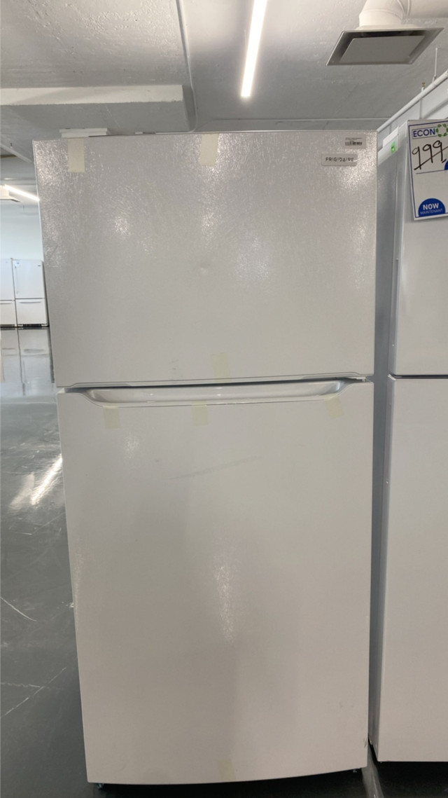 Econoplus Signature-Réfrigérateurs blancs garantis 1 an dans Réfrigérateurs  à Ville de Québec - Image 2