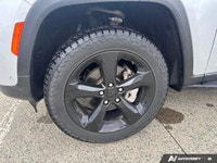 Check out this 2024 Jeep Grand Cherokee Limited while we still have it in stock! *This Jeep Grand Ch... (image 8)