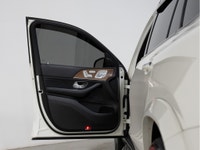 This 2021 Mercedes-Benz GLS 580 is a local Ontario vehicle. Powered by a robust V8 engine, this luxu... (image 7)