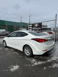Auto Global - Montréal 2015 Hyundai Elantra JAMAIS ACCIDENTÉE Sieges Chauffants Air Climatisée, Mags... (image 5)