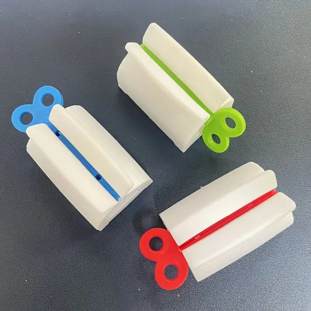 Toothpaste tube squeezer in Health & Special Needs in Mississauga / Peel Region - Image 8