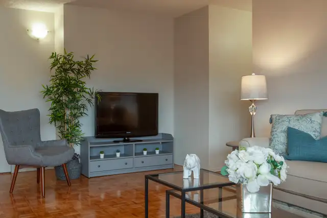 1 Bedroom Apartments for Rent in Cornwall in Long Term Rentals in Cornwall - Image 10
