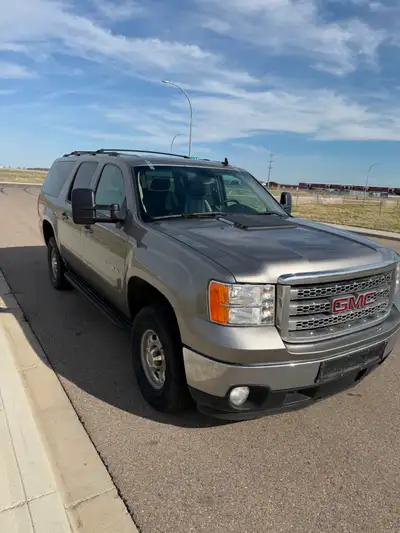 RARE DIESEL YUKON 2500 – LMM DURAMAX SWAPPED Up for sale is a 2007 GMC Yukon 2500 that’s been profes...