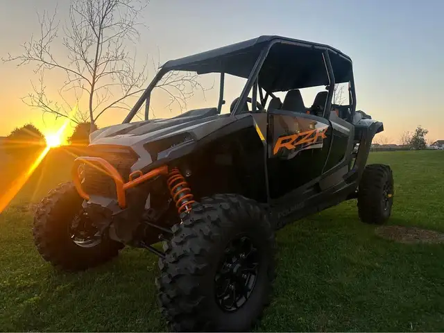 2024 POLARIS RZR XP 1000 ULTIMATE-BLACK! in ATVs in Dartmouth - Image 5