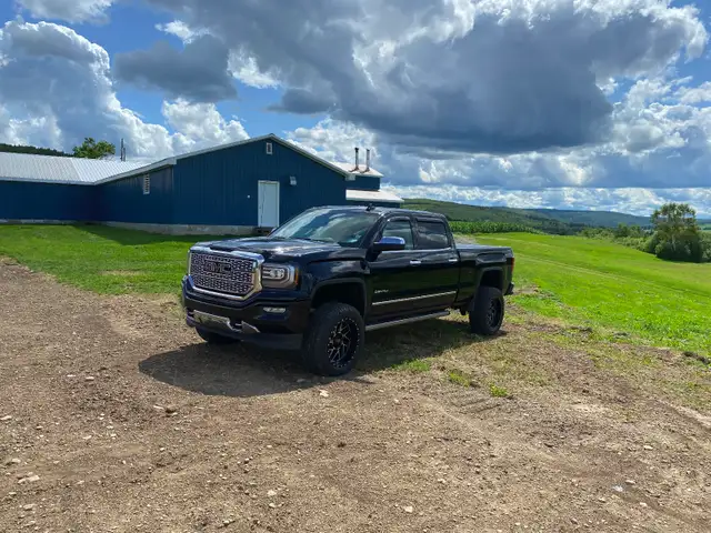 2017 GMC Denali Serria5040166595258060813