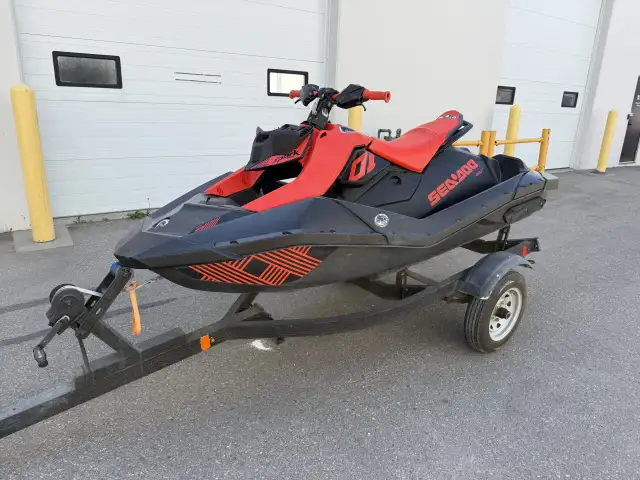 2021 SEADOO SPARK TRIXX (FINANCING AVAILABLE) in Personal Watercraft in Strathcona County - Image 3