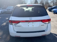 NO ACCIDENTS, ONE OWNER, BRAND NEW TIRES, SERVICED AND MAINTAINED AT DEALERSHIP, 12 Speakers, A/V re... (image 5)