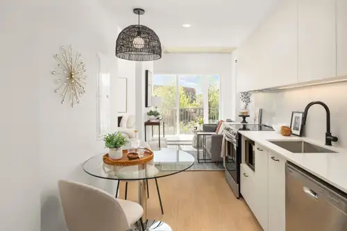 Condo for rent-apartment rental-logement locatif-2.5-2 1/2-Studio-Rosemont La Petite Patrie-Parc Laf...