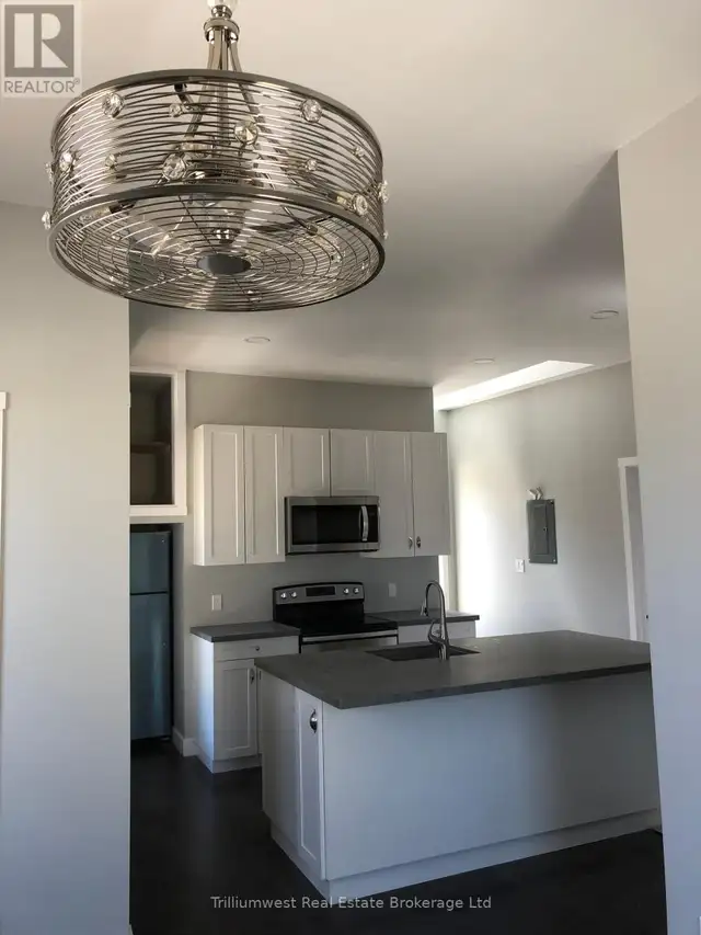 552 7TH AVENUE Hanover, Ontario in Houses for Sale in Owen Sound - Image 13