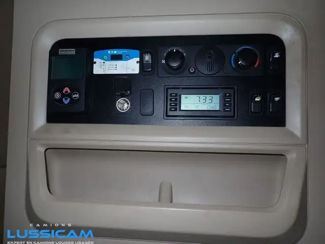 2020 Kenworth T680 in Heavy Equipment in Longueuil / South Shore - Image 28