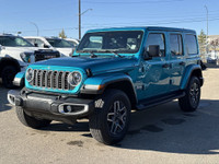 AMVIC Licensed Dealer AMVIC-licensed Dealer. Stock # KE155276A Embark on your next adventure in styl... (image 3)