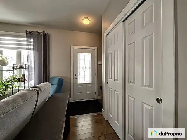 $490,000 - Bungalow for sale in St-Emile62864753360002123