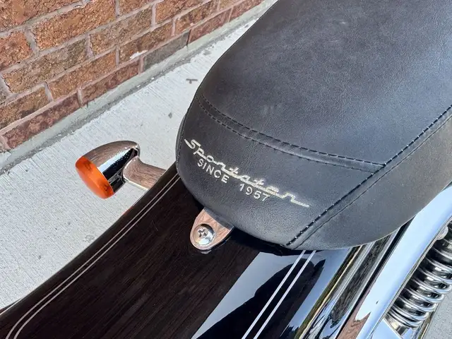 2006 Harley-Davidson XL1200C Custom **CANADIAN BIKE** **LOW KM** in Street, Cruisers & Choppers in Markham / York Region - Image 7