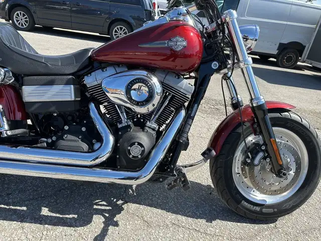 2009 Harley-Davidson Fat Bob ~ FAT BOB ~ 96CU ~ V&H EXHAUST ~ LO in Street, Cruisers & Choppers in City of Toronto - Image 28
