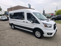 Perfect Auto lT350 - 12 PASSANGER - CLEAN CARFAX - 148 WHEEL BASE - BUMPER TO BUMPER FACTORY WARRANT... (image 5)
