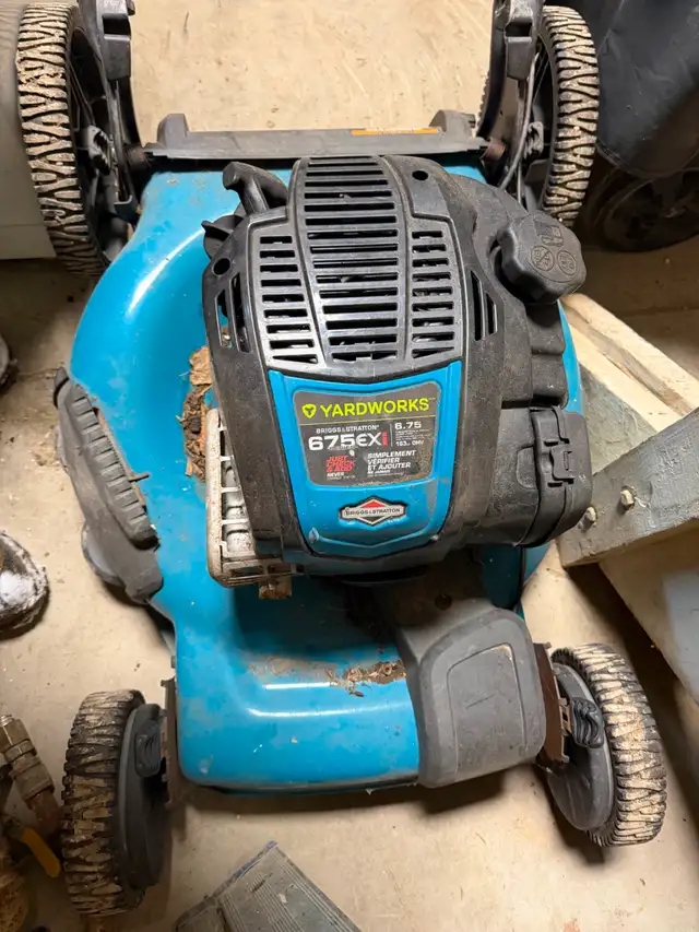 Lawnmower and trimmer in Lawnmowers & Leaf Blowers in Mississauga / Peel Region - Image 2