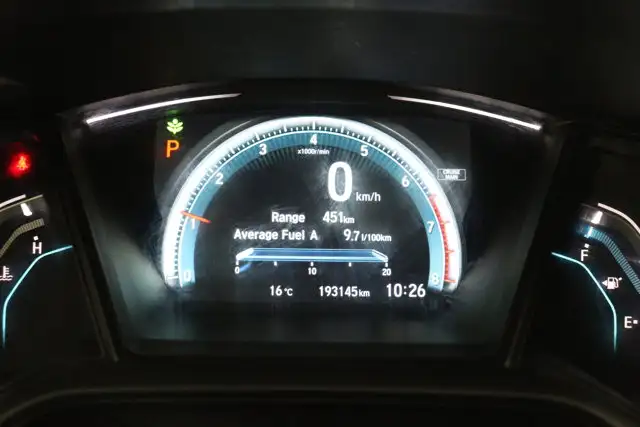 2018 Honda Civic Hatchback LX in Cars & Trucks in Saskatoon - Image 23