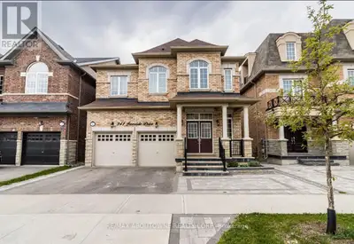 LOWER - 341 IRONSIDE DRIVE Oakville (GO Glenorchy), Ontario