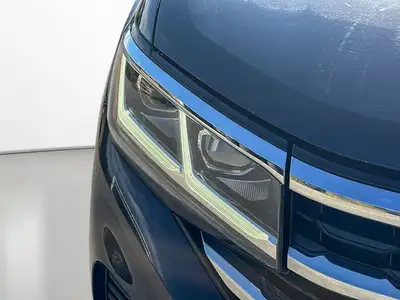 2020 Volkswagen Atlas Cross Sport Comfortline | LEATHER SEATS, View more