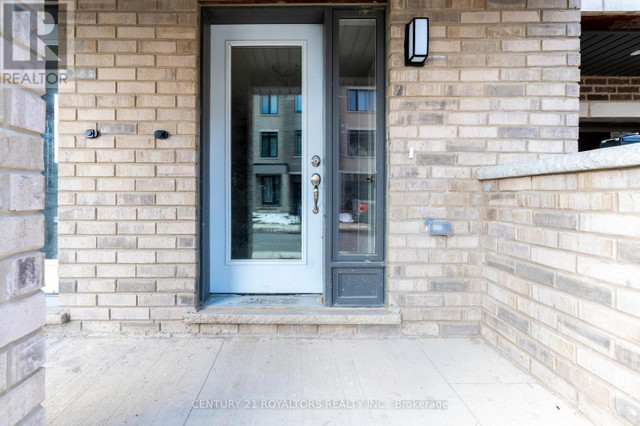 #803 -585 COLBOURNE ST E Brantford, Ontario in Houses for Sale in Brantford - Image 4
