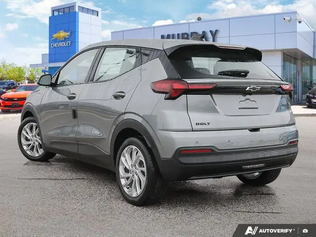 2027 Chevrolet Bolt LT in Cars & Trucks in Winnipeg - Image 6