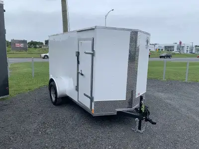 *EN INVENTAIRE* 5X8 + VNOSE 5.3 DE HAUT 5 X 8 2 PORTES OU RAMPE . ..