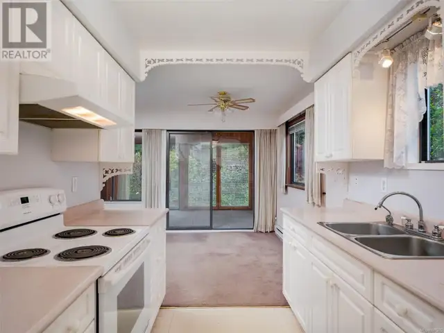 595B Ridley Dr Colwood, British Columbia62864381774211124