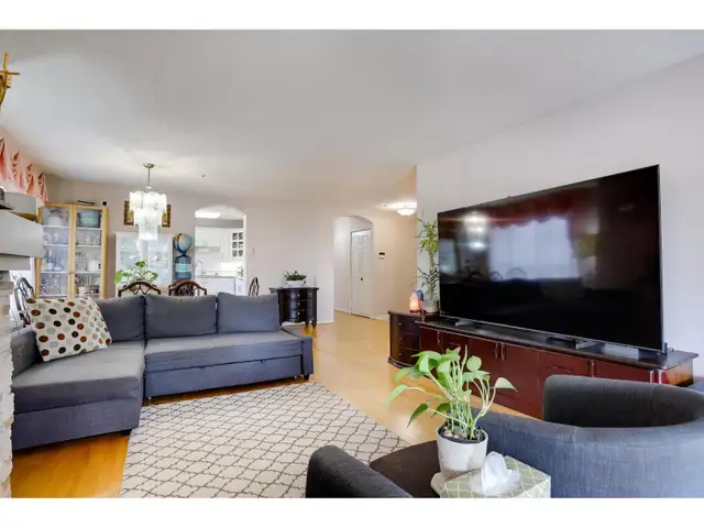 204 20145 55A AVENUE Langley, British Columbia in Condos for Sale in Abbotsford - Image 11