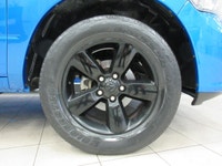 RAM 1500 CLASSIC 2023 EXPRESS NIGHT EDITION V8 5.7 LITRES HEMI 4X4 CREW-CAB BOITE 5.7 PIEDS TOUT ÉQU... (image 4)