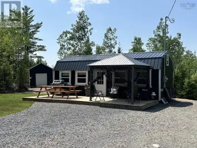 Welcome to 28 Blue Lane, a quaint and cozy property situated in one of the newest developments in th...